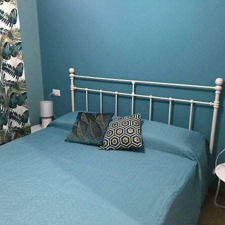 Il Giglio Apartment Bordighera Bagian luar foto