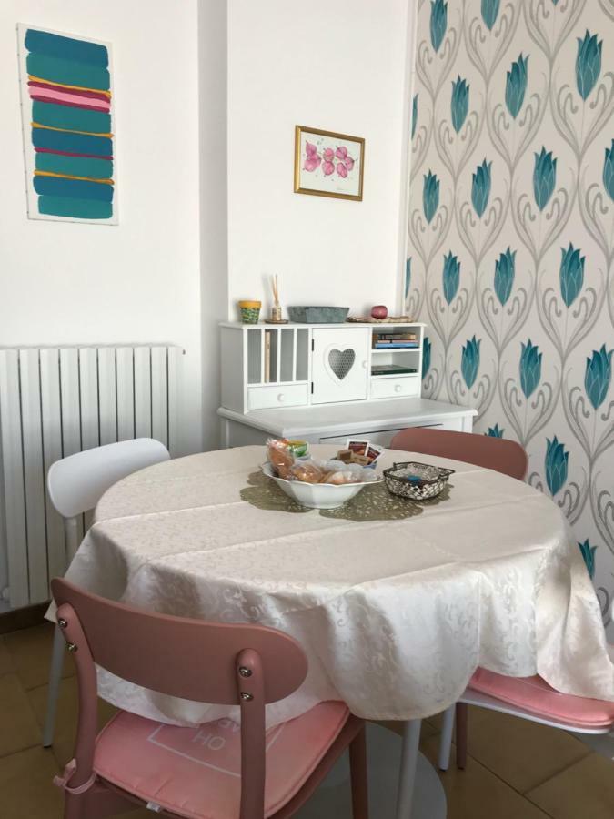 Il Giglio Apartment Bordighera Bagian luar foto
